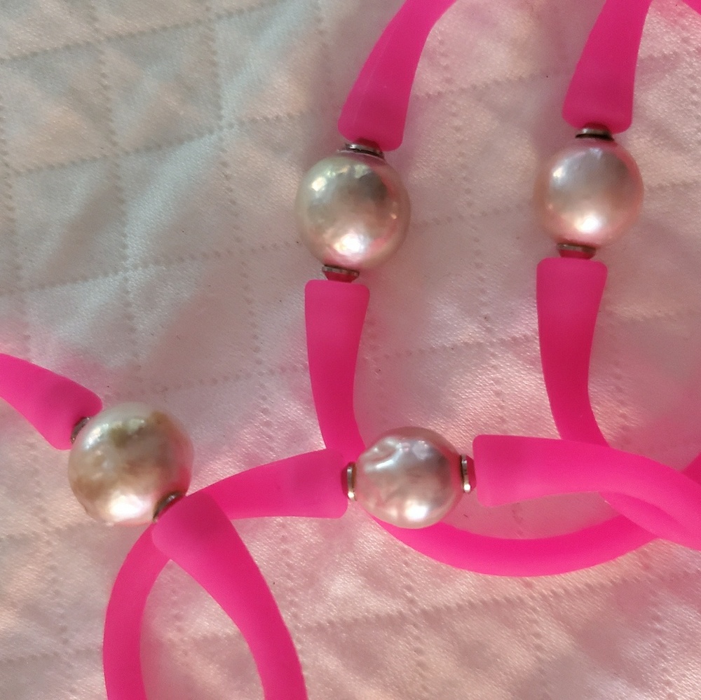 Bright Pink Pearl Bracelet, Includes $5 donation!